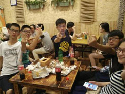 射洪烧烤加盟,学烧烤技术,开烧烤店多少钱疯狂烤翅加盟